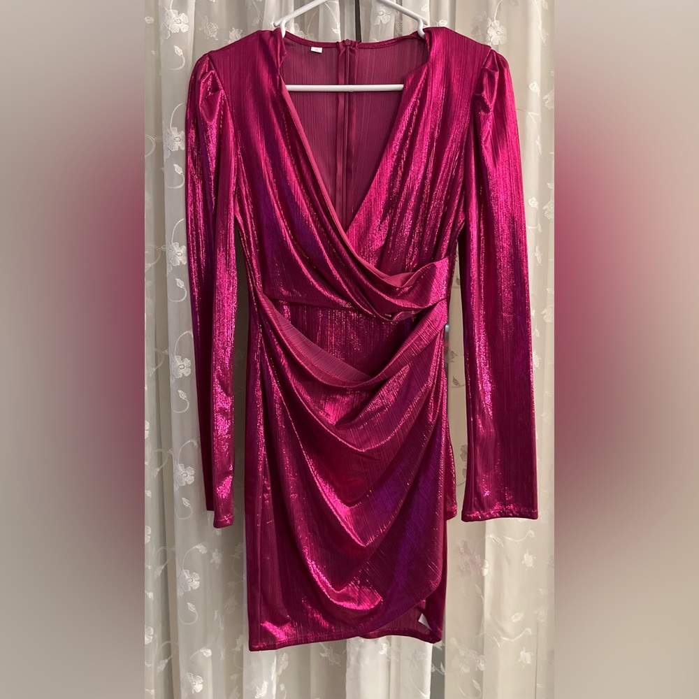 💥4/$20 BUNDLE. Sparkly Pink Long Sleeve Dress. Womens/Juniors Small.